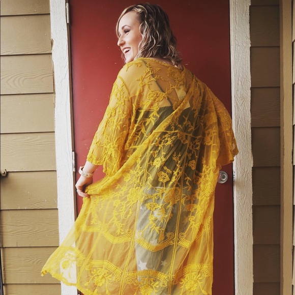 Emma & Grace Mellow Yellow Duster - Picture 2 of 3